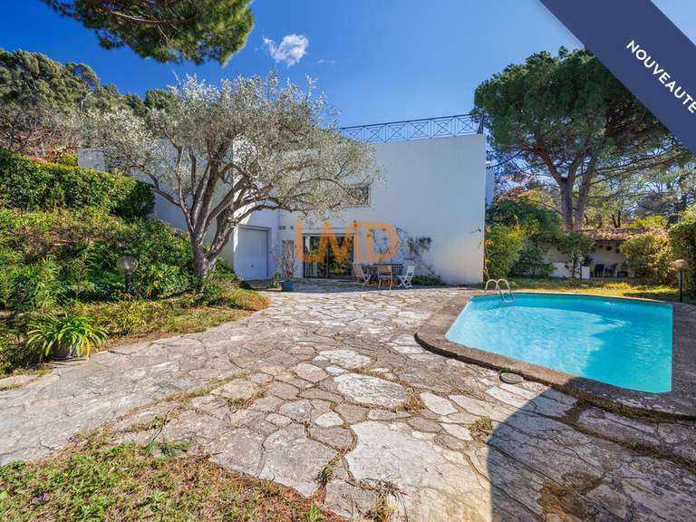 Maison Marseille 9e - 5 chambres - 218m²