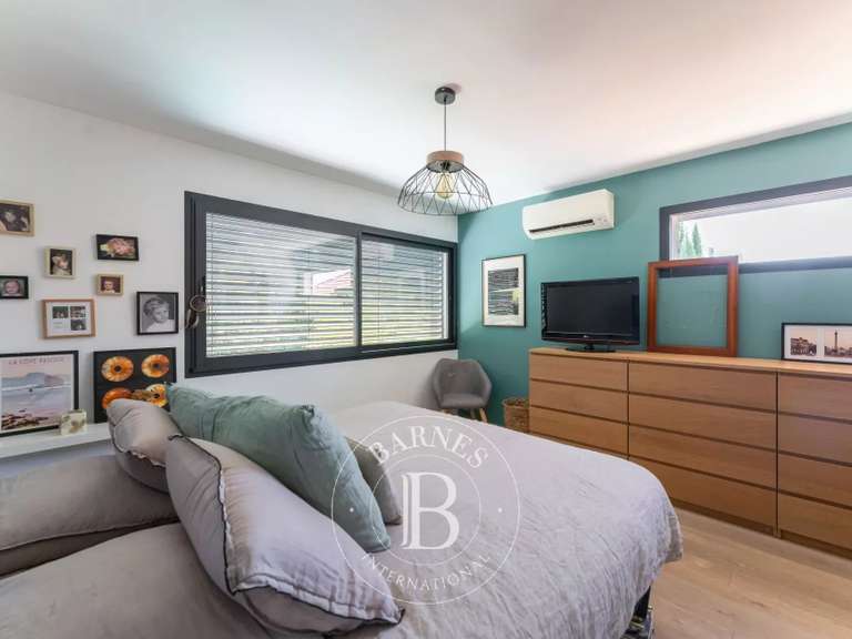 House Marseille 9e - 7 bedrooms - 306m²