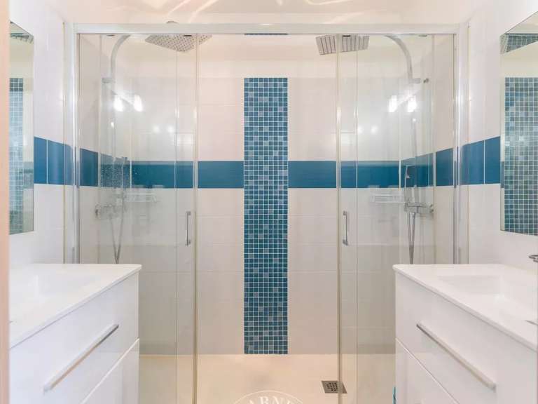 House Marseille 9e - 7 bedrooms - 306m²