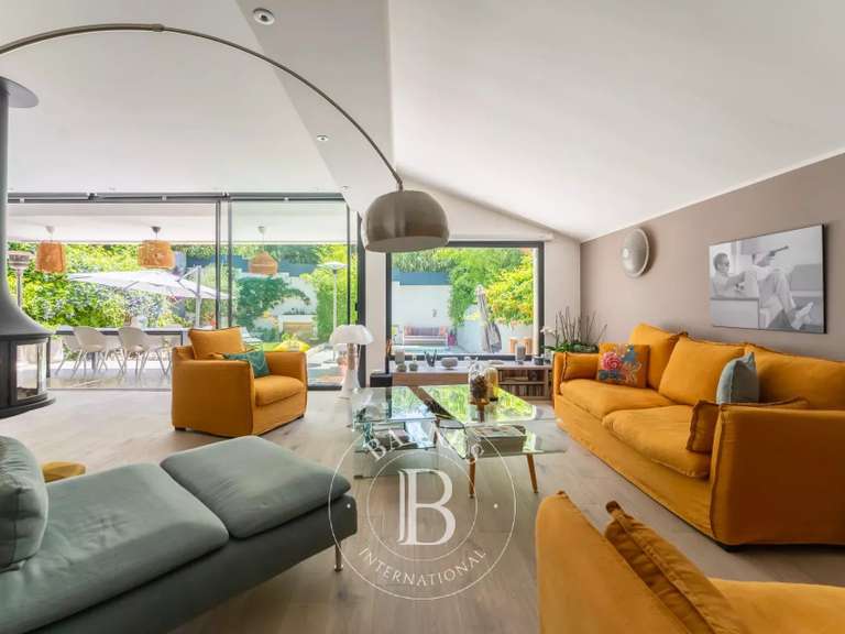 House Marseille 9e - 7 bedrooms - 306m²