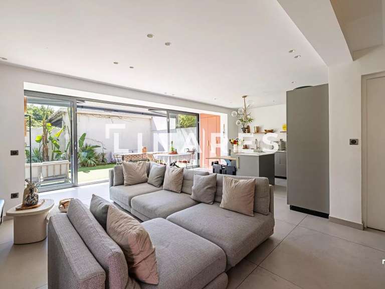Maison Marseille 9e - 3 chambres - 217m²