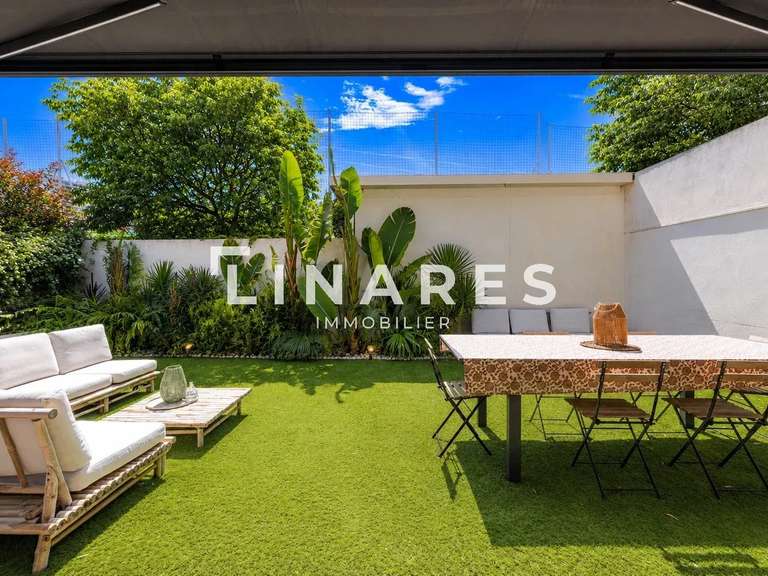 Maison Marseille 9e - 3 chambres - 217m²