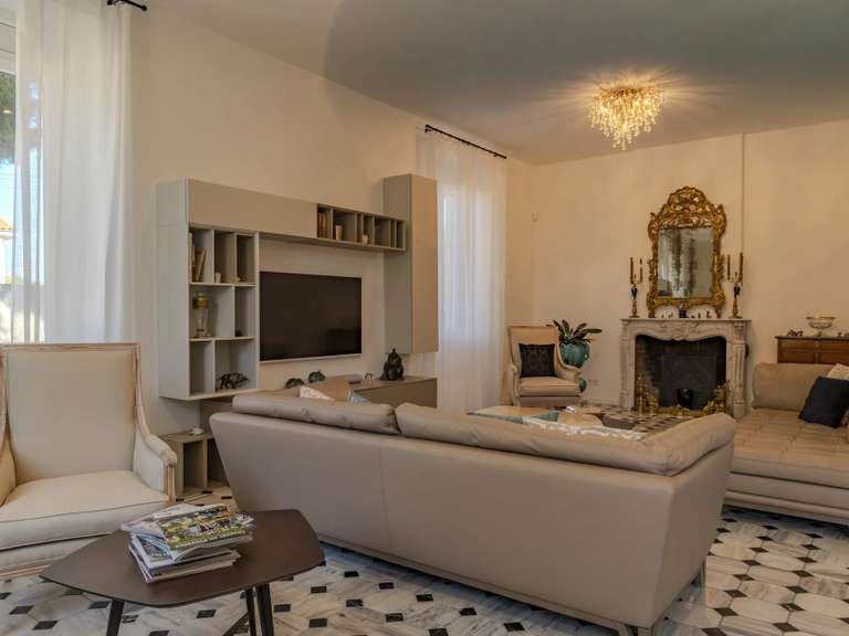 Maison Marseille 9e - 3 chambres - 210m²