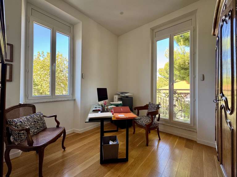 Maison Marseille 9e - 3 chambres - 210m²