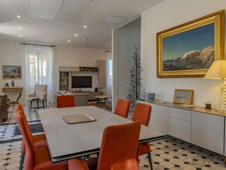 Maison Marseille 9e - 3 chambres - 210m²