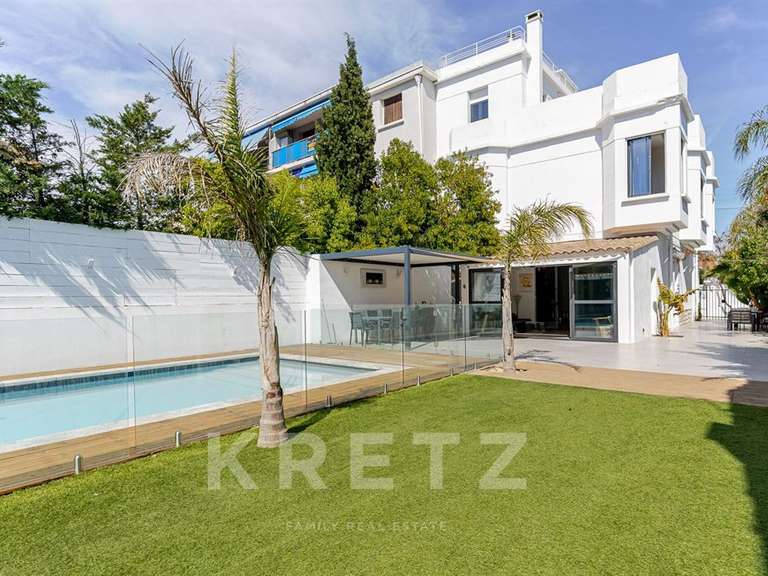 Maison Marseille 9e - 6 chambres - 230m²