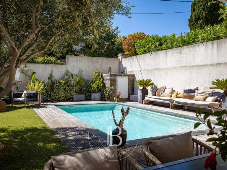 House Marseille 9e - 4 bedrooms - 168m²