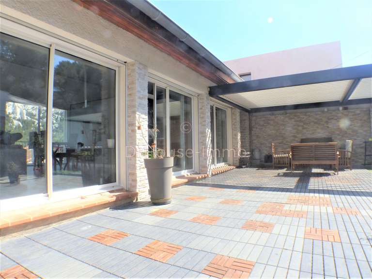 Luxury real estate for Sale Marseille 9e BellesPierres