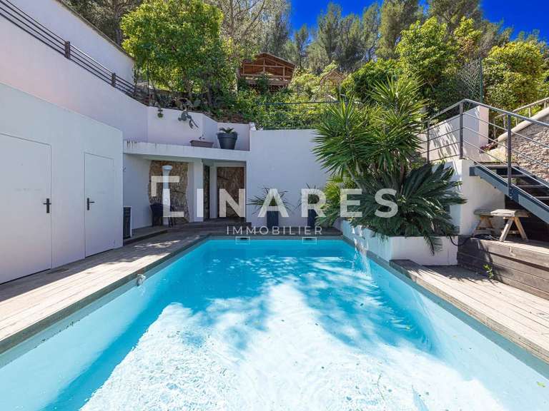 Villa Marseille 9e - 3 chambres - 160m²