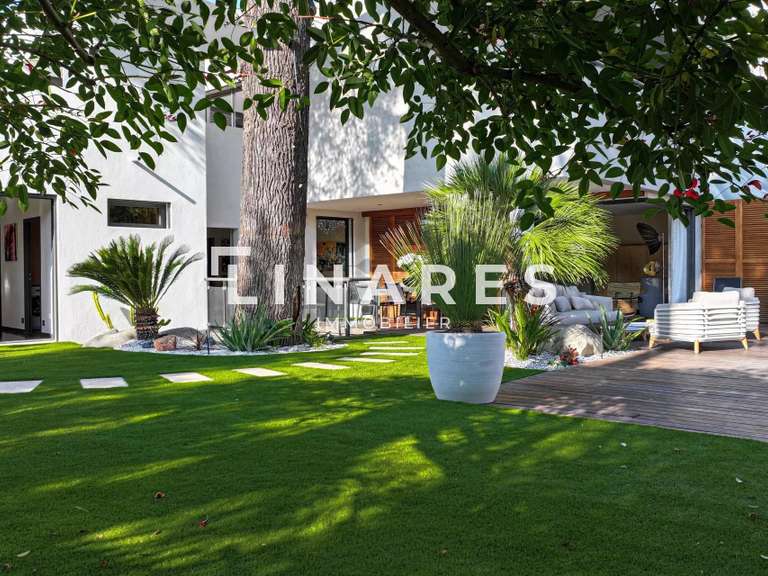 Villa Marseille 9e - 4 chambres - 252m²