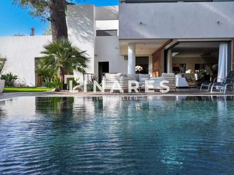 Villa Marseille 9e - 4 chambres - 252m²