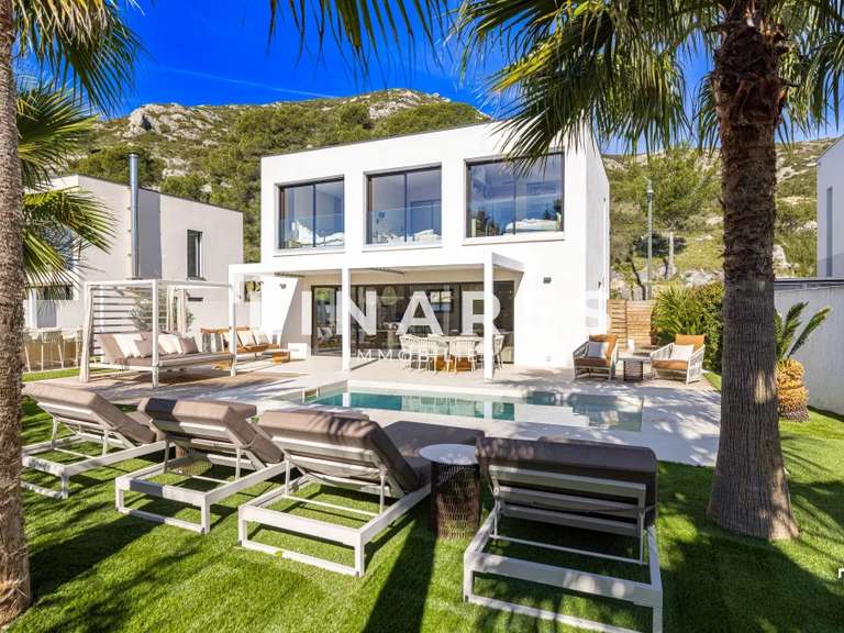 Villa Marseille 9e - 4 chambres - 189m²