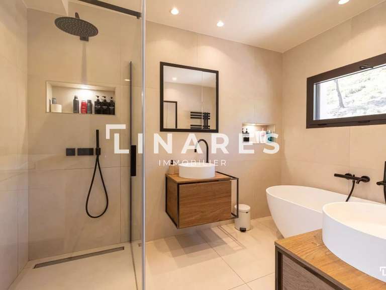 Villa Marseille 9e - 4 chambres - 189m²