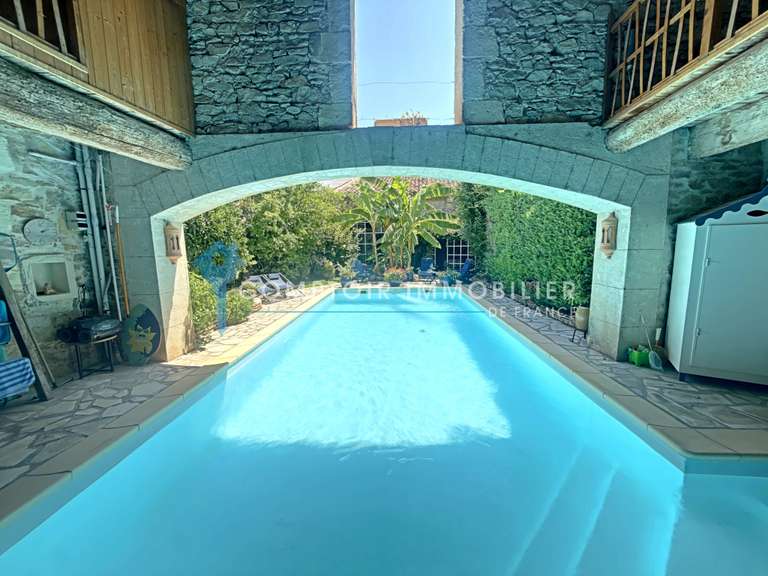 Maison Marsillargues - 4 chambres - 225m²