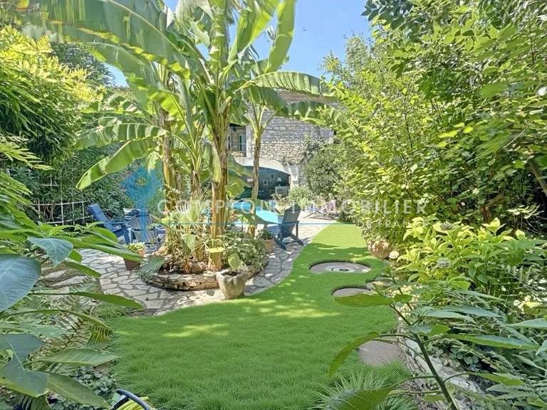 Maison Marsillargues - 4 chambres - 225m²