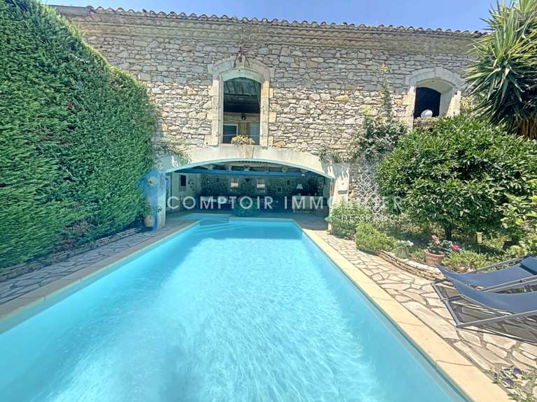 Maison Marsillargues - 4 chambres - 225m²