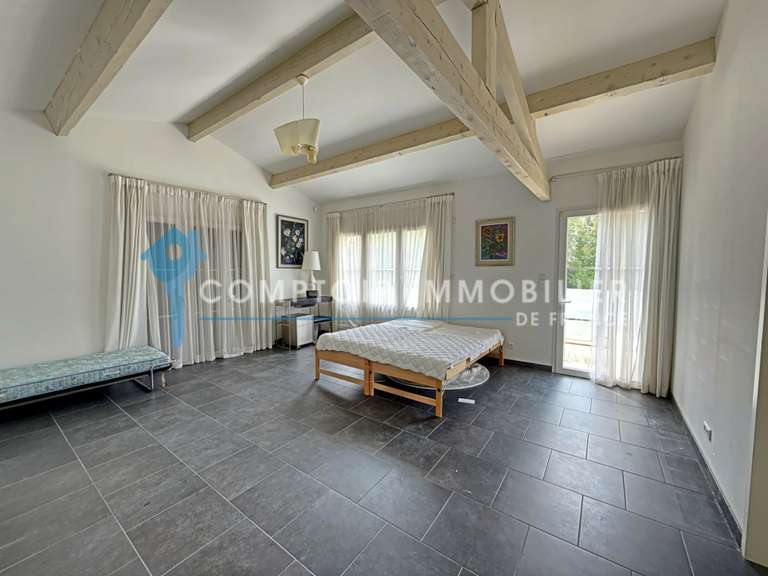 Villa Marsillargues - 5 chambres - 220m²