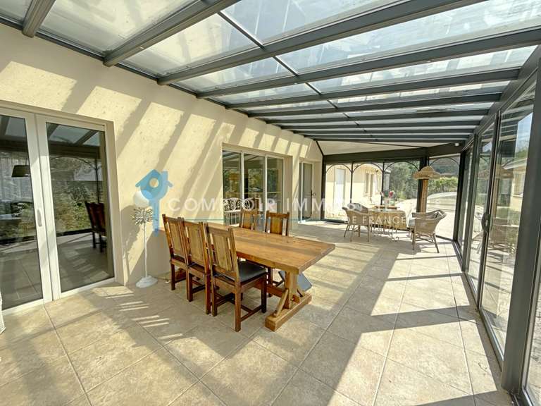 Villa Marsillargues - 5 chambres - 220m²