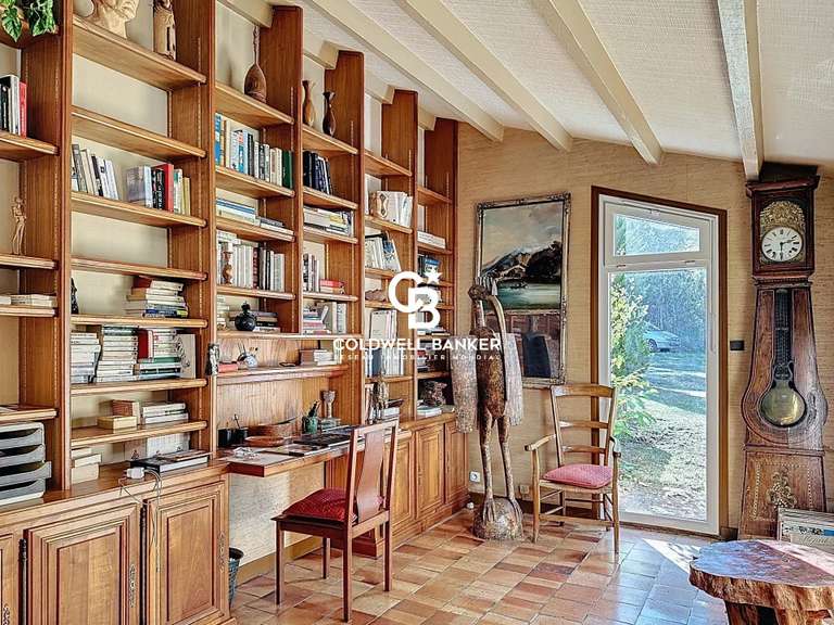 Maison Marsilly - 5 chambres - 196m²