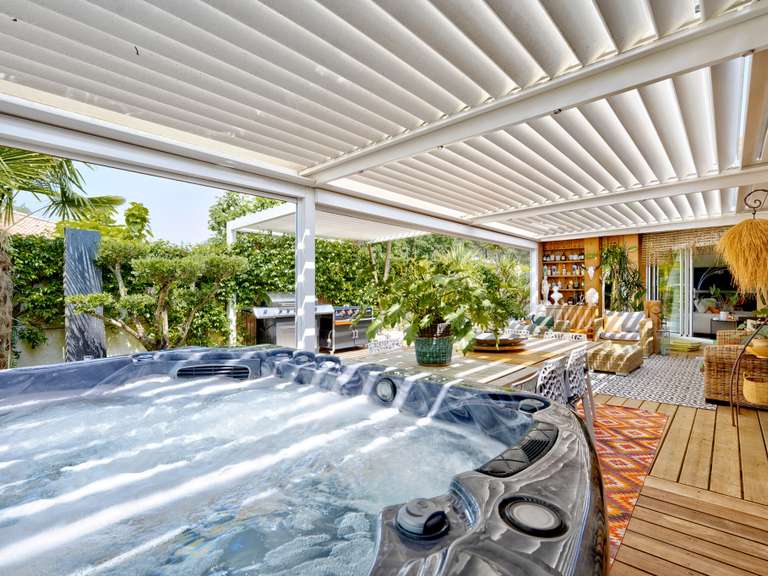 Villa Martignas-sur-Jalle - 5 chambres - 210m²