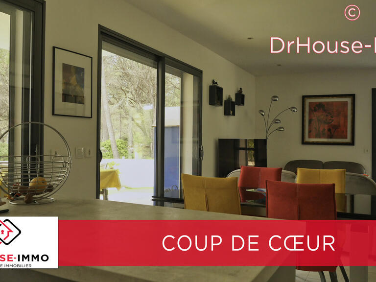 Apartment Martigues - 3 bedrooms - 97m²