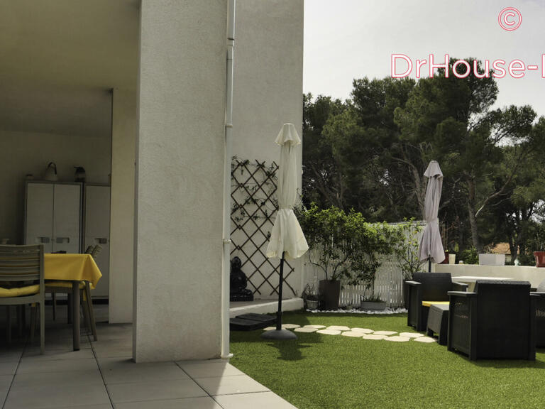 Apartment Martigues - 3 bedrooms - 97m²