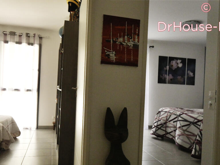 Apartment Martigues - 3 bedrooms - 97m²