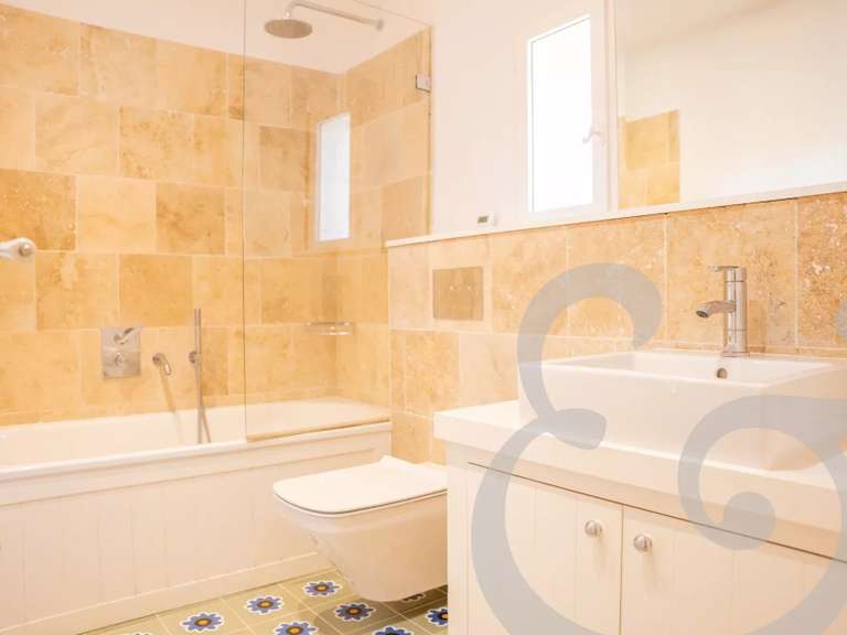 House Mas-Blanc-des-Alpilles - 5 bedrooms - 250m²