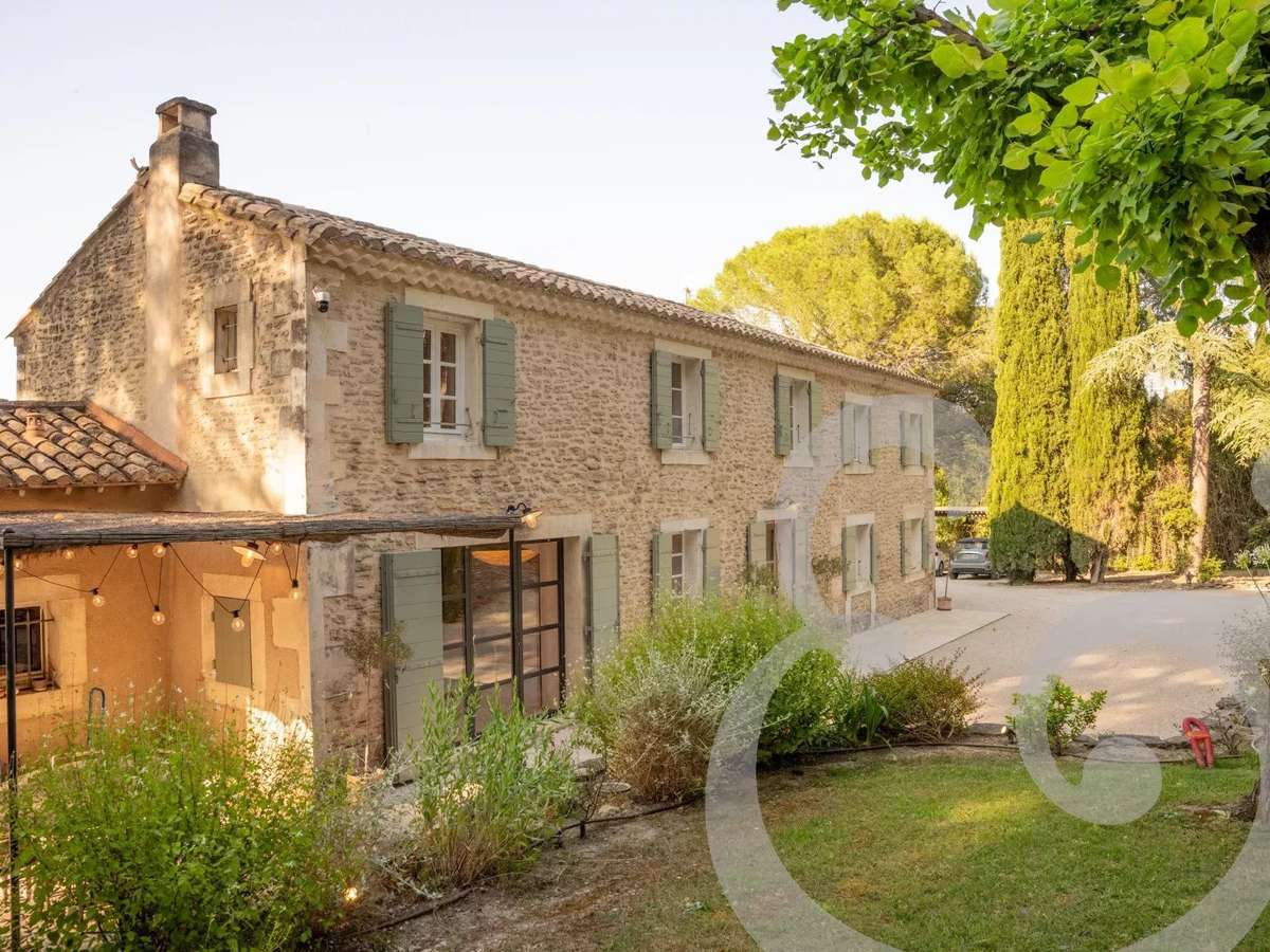Property Mas-Blanc-des-Alpilles