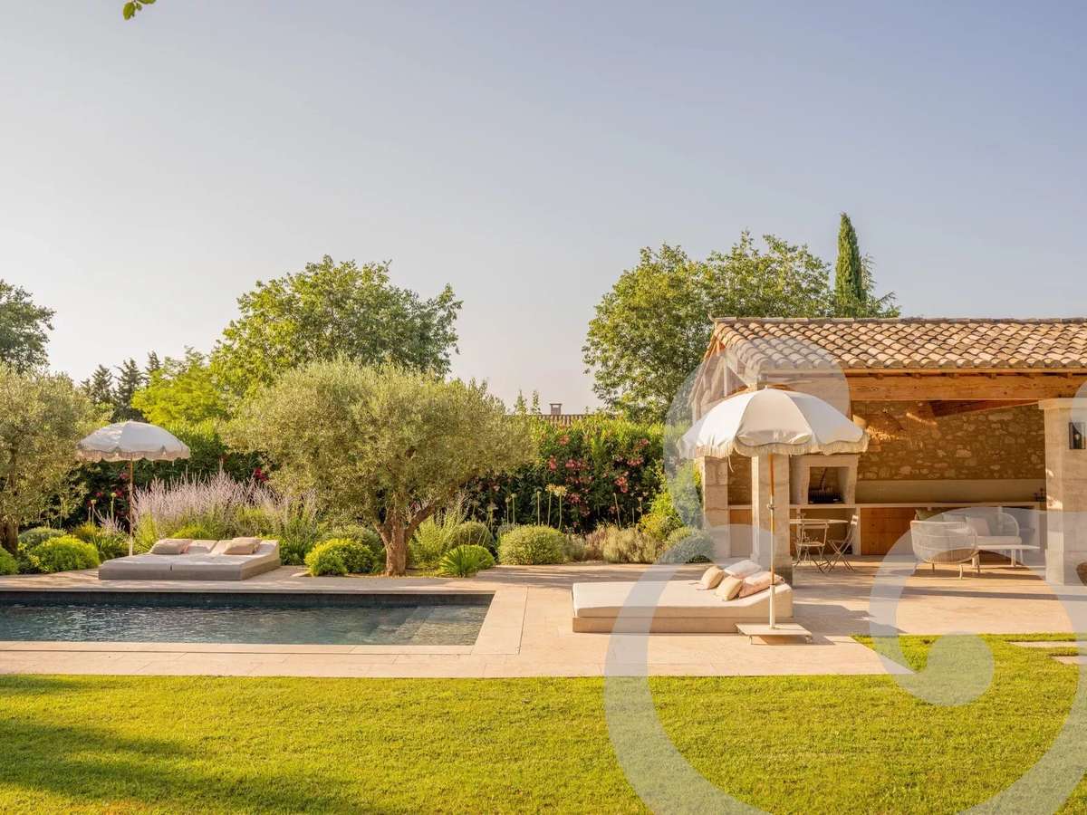 Property Mas-Blanc-des-Alpilles