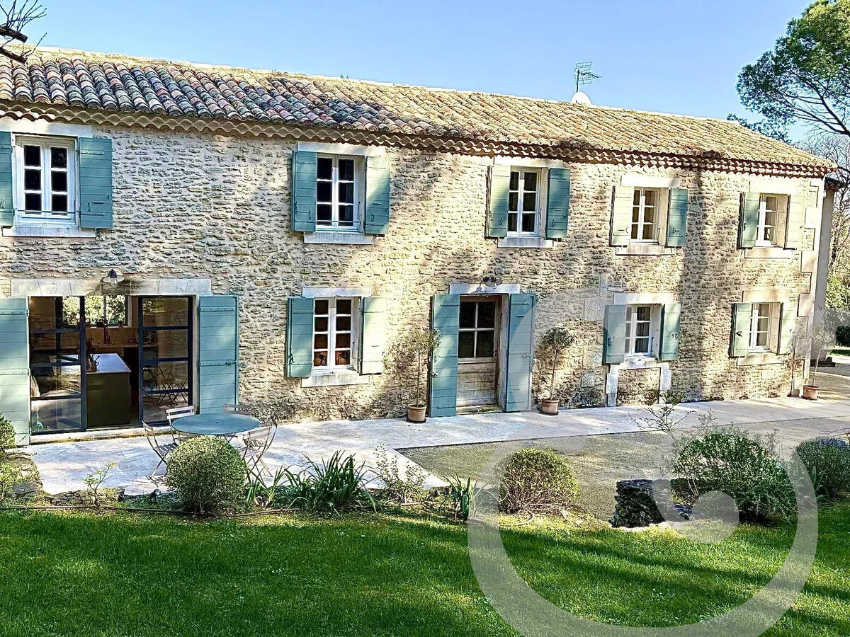 Property Mas-Blanc-des-Alpilles