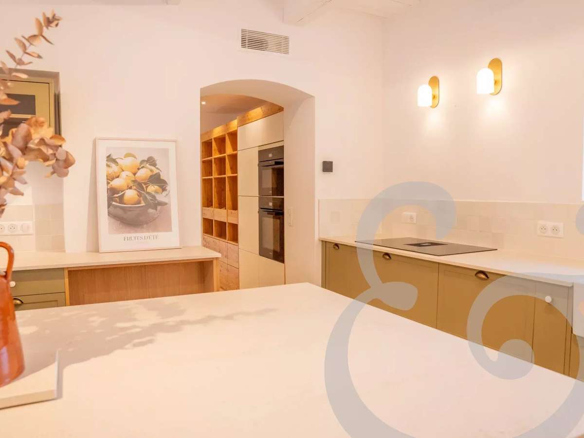 Property Mas-Blanc-des-Alpilles