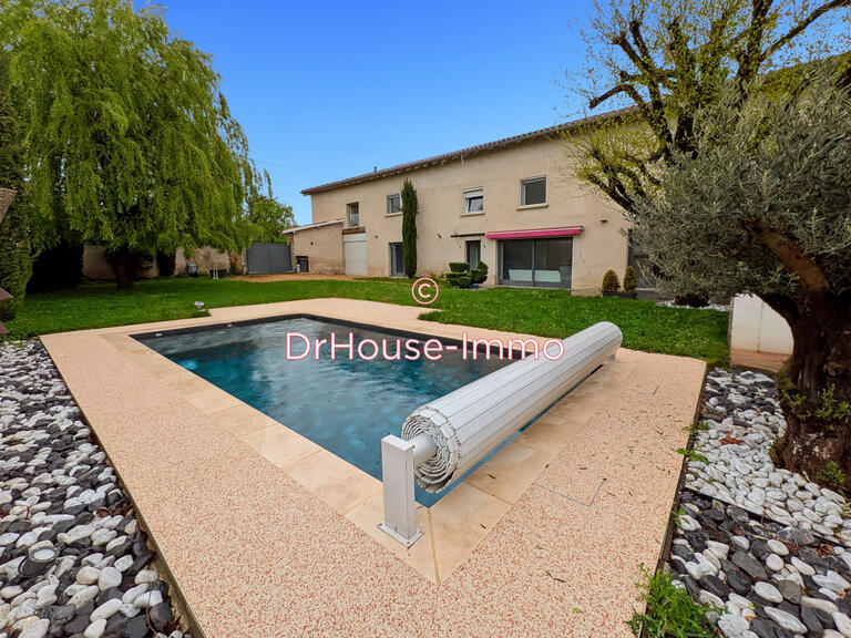 Villa Massieux - 6 bedrooms - 270m²