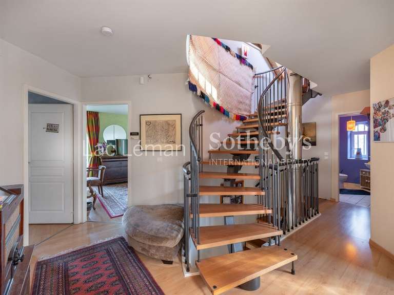 House Massongy - 5 bedrooms - 306m²