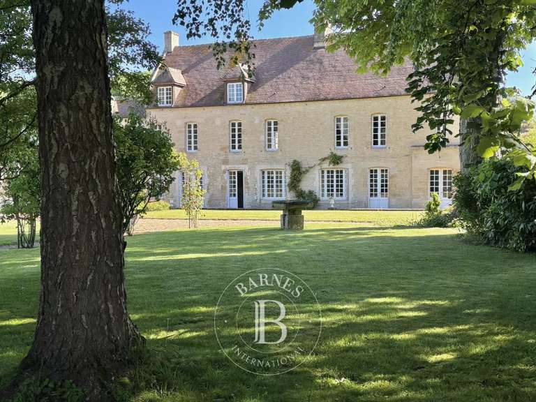 Maison Mathieu - 8 chambres - 282m²