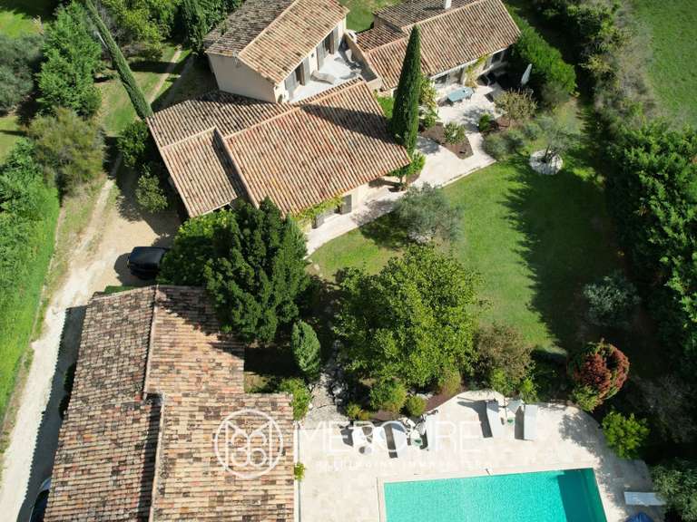 Maison Maubec - 6 chambres - 300m²