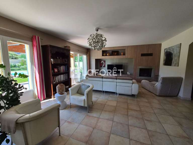 Maison Maubec - 5 chambres - 209m²
