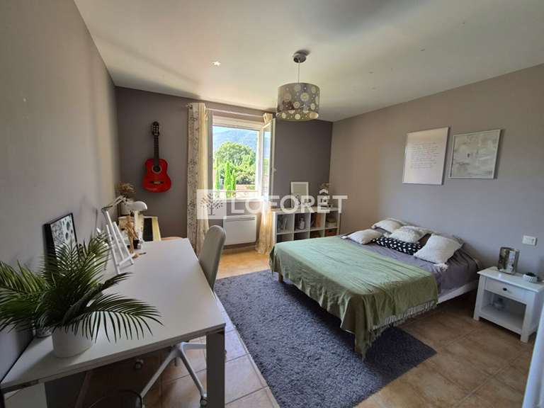 Maison Maubec - 5 chambres - 209m²
