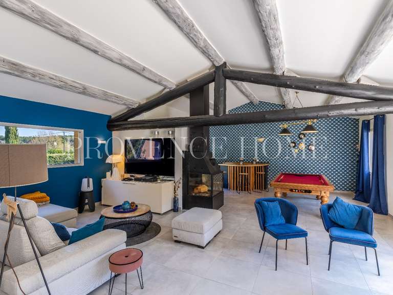 Propriété Maubec - 5 chambres - 305m²