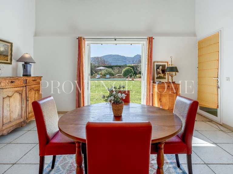 Propriété Maubec - 4 chambres - 192m²