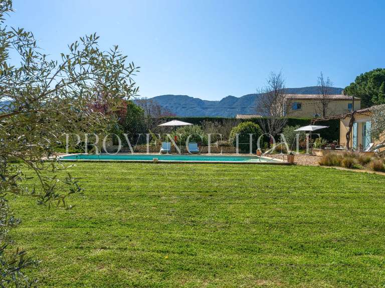 Propriété Maubec - 4 chambres - 192m²
