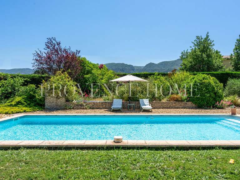 Propriété Maubec - 4 chambres - 192m²