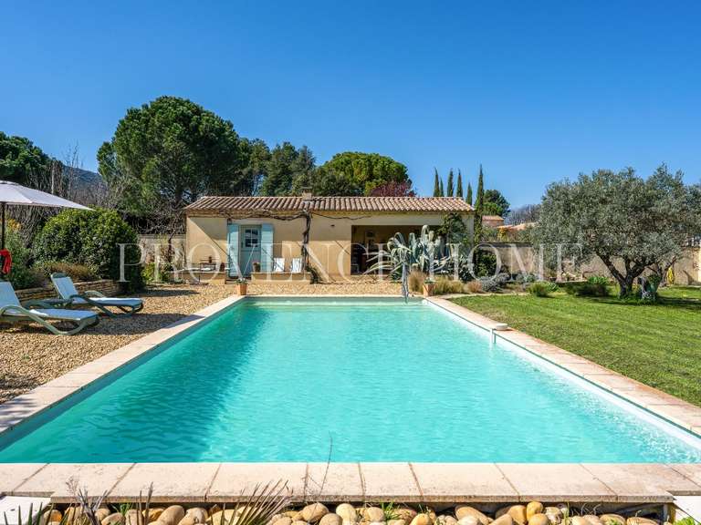 Propriété Maubec - 4 chambres - 192m²