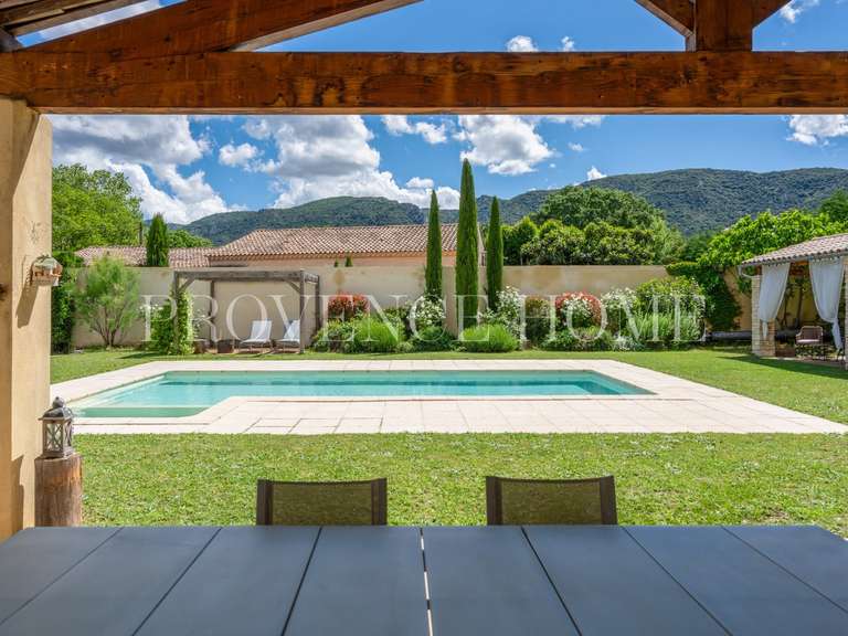 Propriété Maubec - 5 chambres - 2010m²