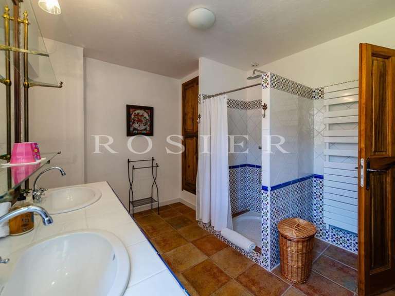 Villa Maubec - 7 chambres - 308m²