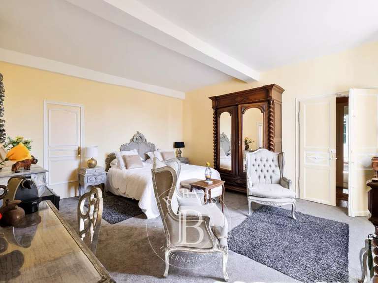 Château Maubourguet - 10 chambres - 1200m²