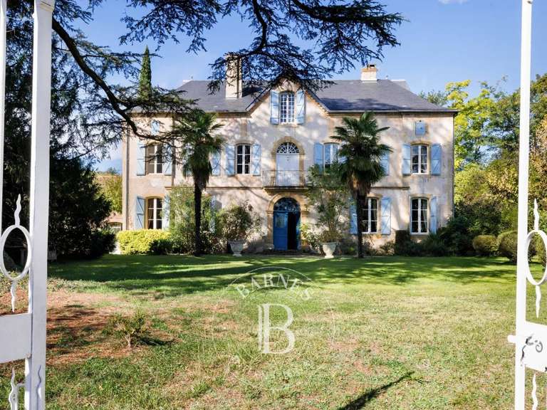 Château Maubourguet - 10 chambres - 1200m²