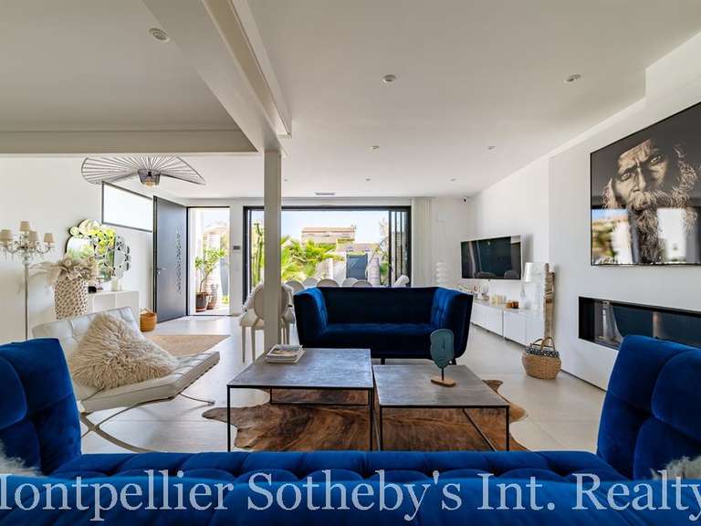 Maison Mauguio - 4 chambres - 247m²