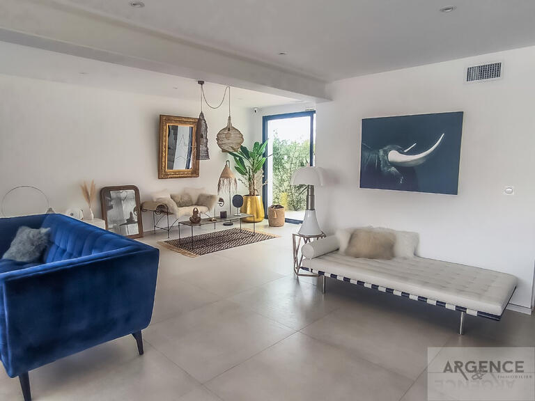 Maison Mauguio - 5 chambres - 247m²