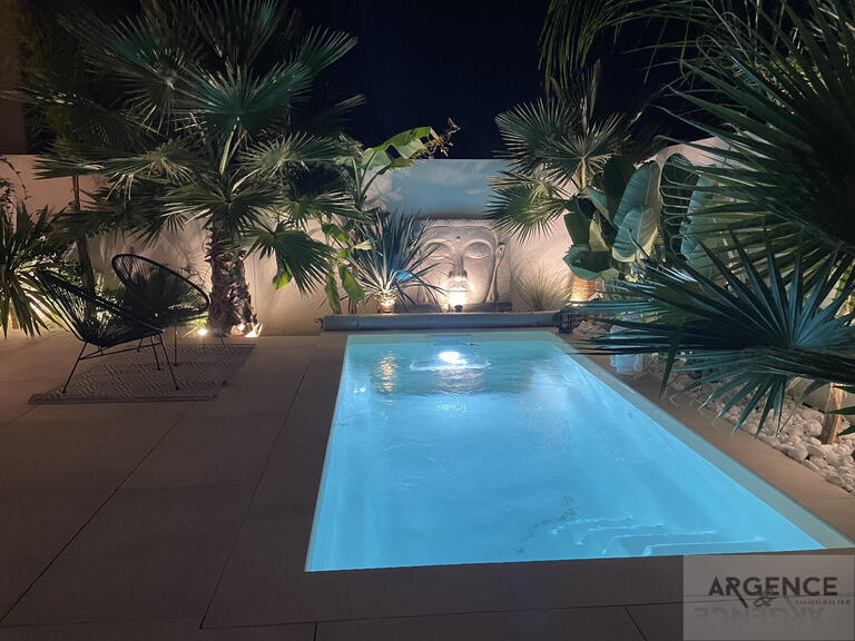 Maison Mauguio - 5 chambres - 247m²